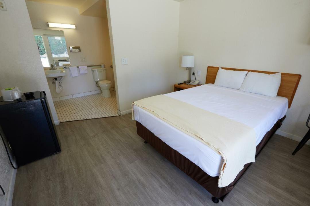 Ez 8 Motel San Jose I Esterno foto